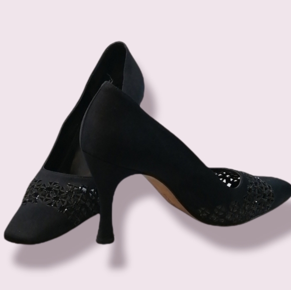 Vera Wang Black Satin & Beaded Heels Shoes… - Picture 4 of 11